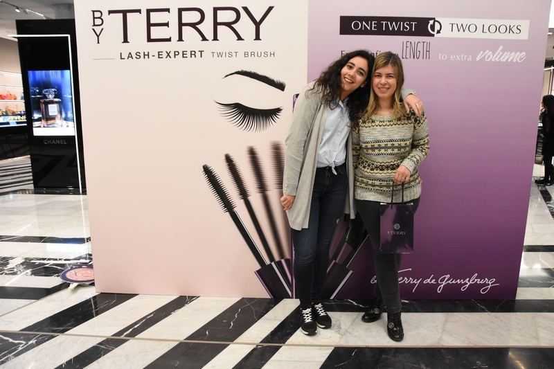 By Terry Lash-Expert Twist Brush